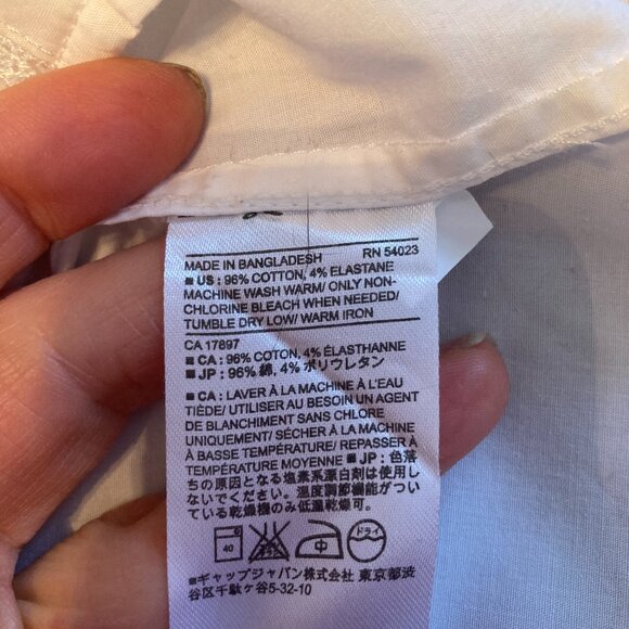 Banana Republic White Tailored Fit Blouse - EUC - Picture 10 of 10